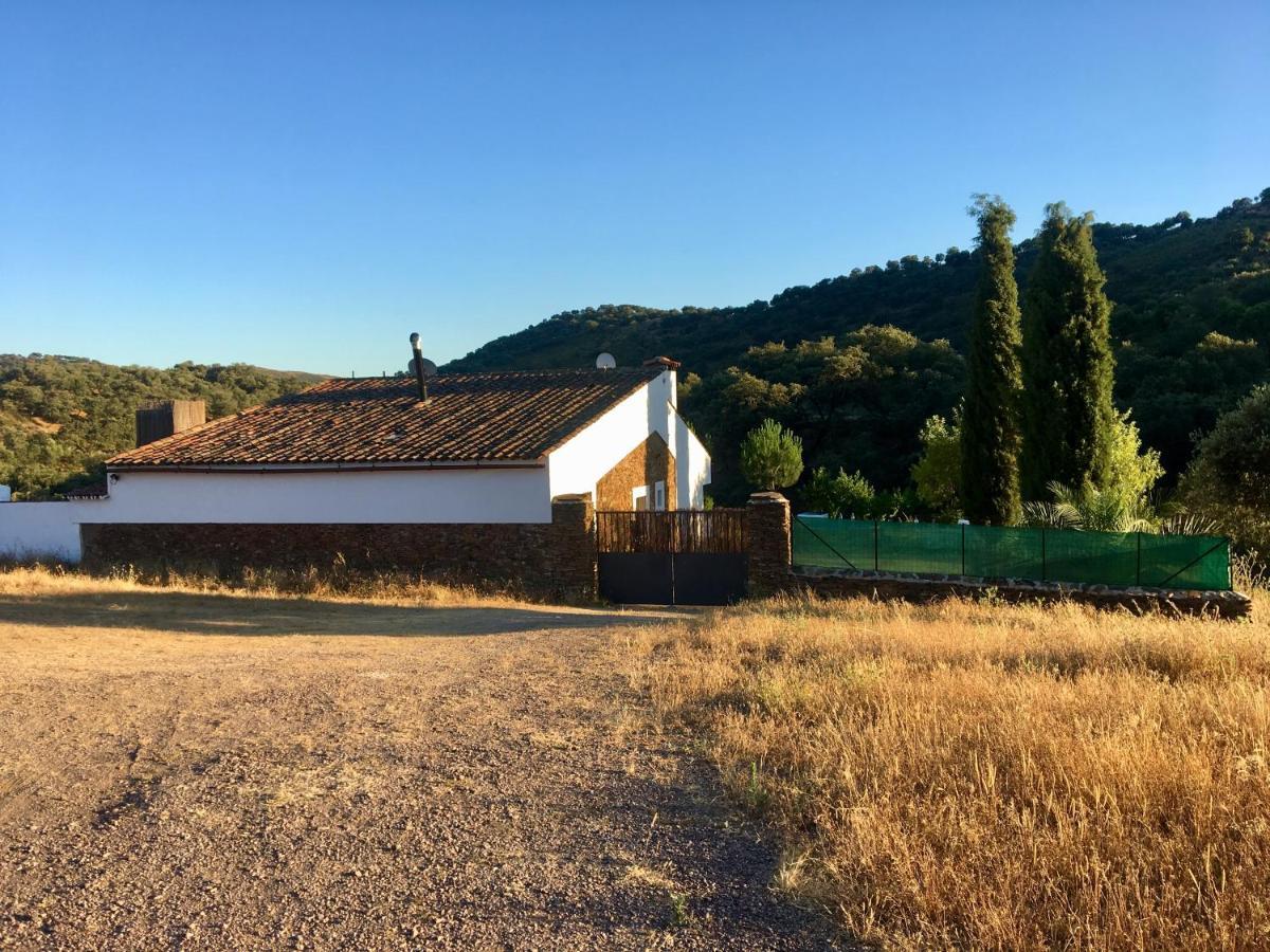 Valle Corchoso Country house *